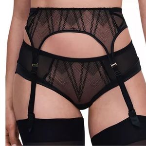 New Chantelle Memento Embroidered Garter Belt